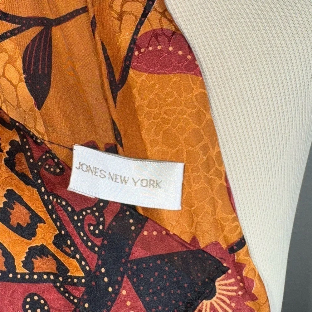 Jones New York Silk scarf RN 62720